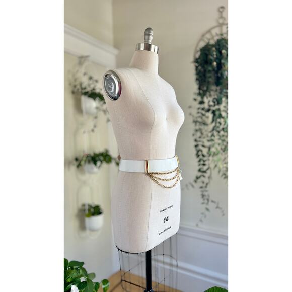 Vintage 1980s NWT Belt 80s White Leather Gold Chain Escada Style Belt Volup main image 7